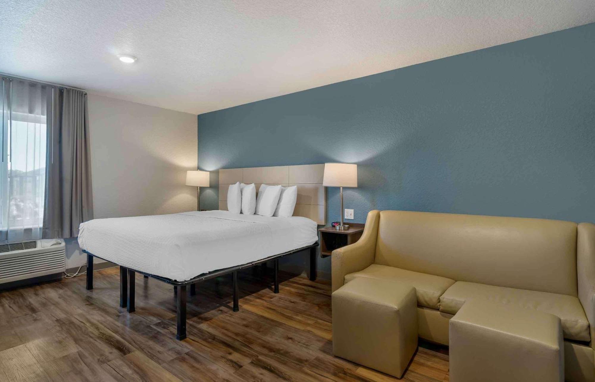 Extended Stay America Select Suites - Tampa - Brandon - East Heartland Buitenkant foto
