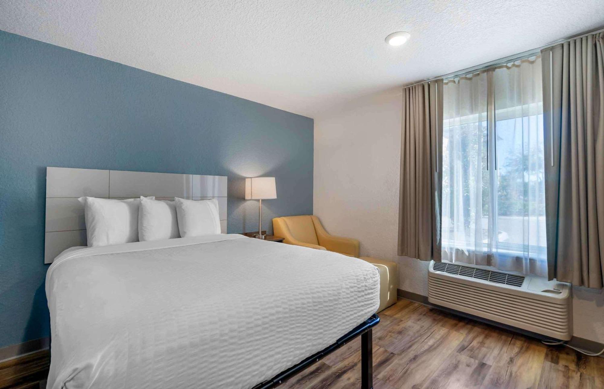 Extended Stay America Select Suites - Tampa - Brandon - East Heartland Buitenkant foto