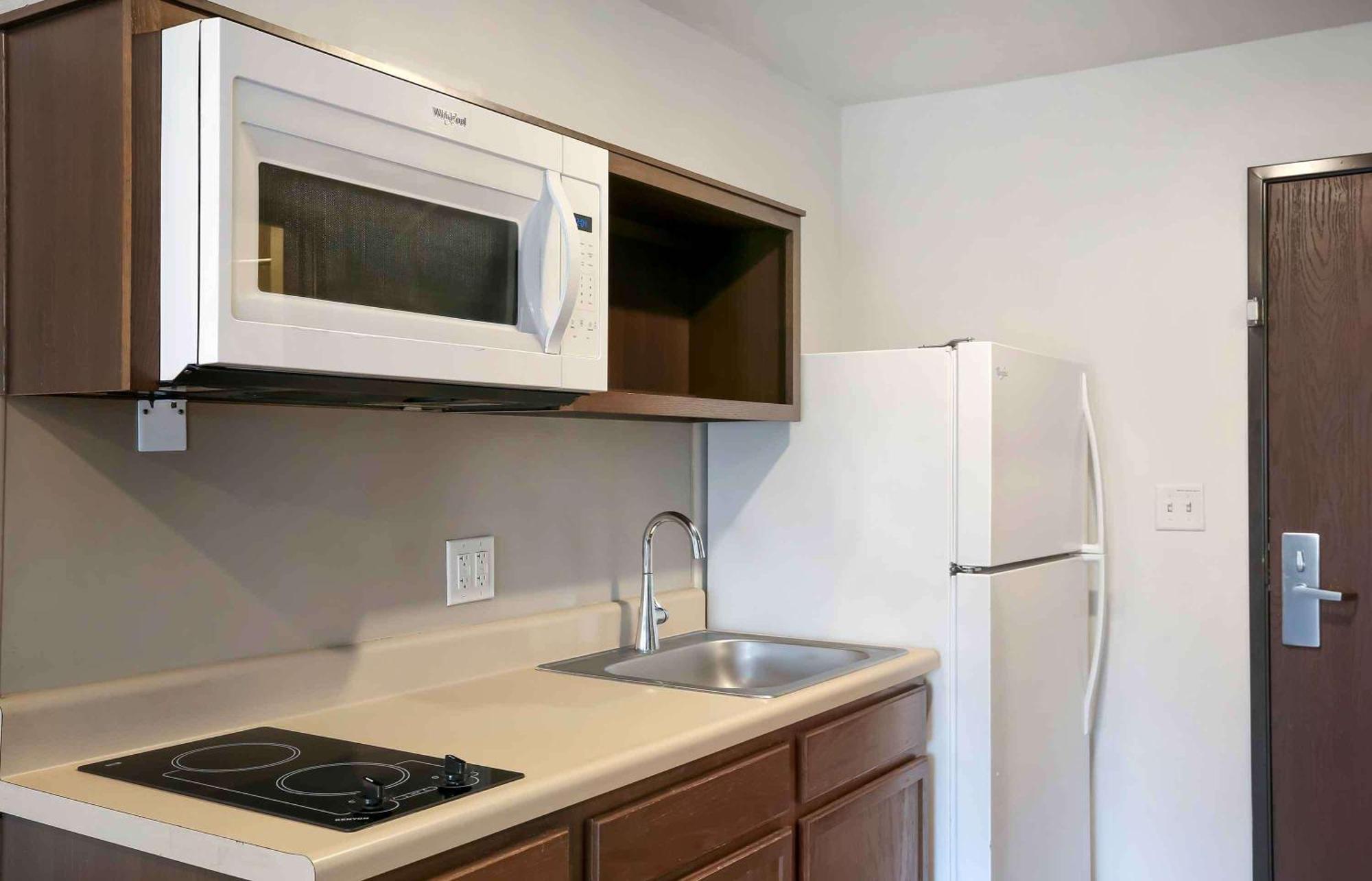 Extended Stay America Select Suites - Tampa - Brandon - East Heartland Buitenkant foto